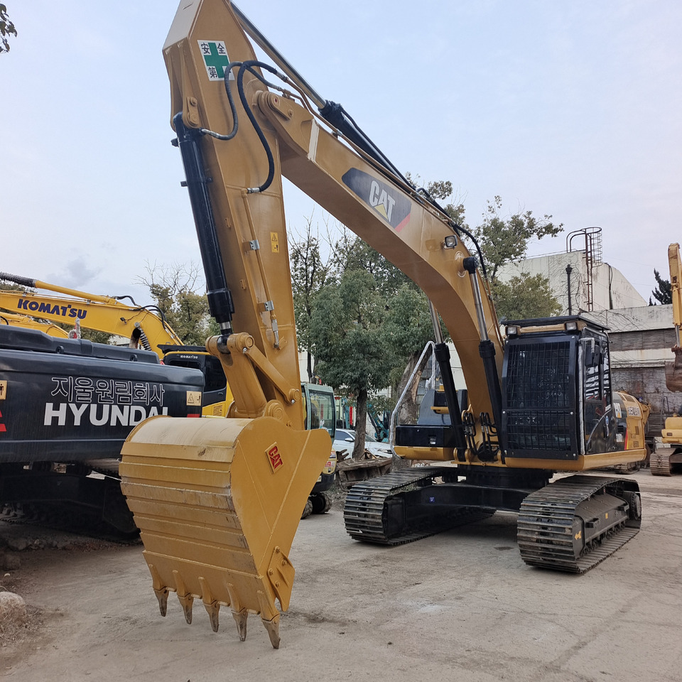 CATERPILLAR 330D2L CAT 330D2 L - Crawler excavator: picture 4 CATERPILLAR 330D2L CAT 330D2 L - Crawler excavator: picture 4