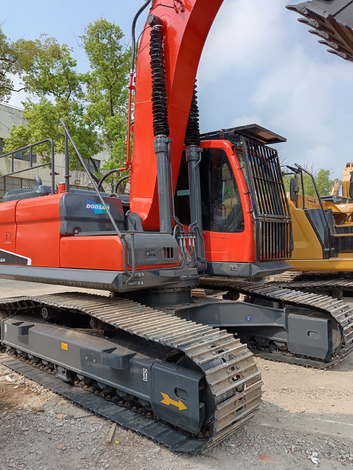 DOOSAN DX225 LCA DX 225 LC - 9C - Crawler excavator: picture 3 DOOSAN DX225 LCA DX 225 LC - 9C - Crawler excavator: picture 3