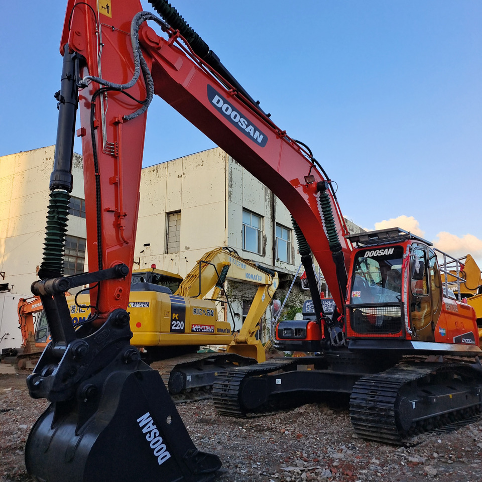 DOOSAN DX300LC-9C - Crawler excavator: picture 3 DOOSAN DX300LC-9C - Crawler excavator: picture 3