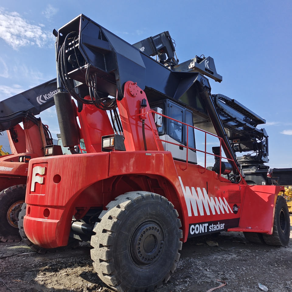FANTUZZI CS 45 KMHD 45 TON CONTAINER REACH CRANE - Reach stacker: picture 2 FANTUZZI CS 45 KMHD 45 TON CONTAINER REACH CRANE - Reach stacker: picture 2