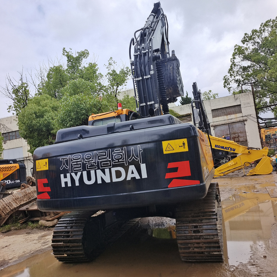 HYUNDAI 220LC-9S Hyundai 220 LC - 9 S - Crawler excavator: picture 2 HYUNDAI 220LC-9S Hyundai 220 LC - 9 S - Crawler excavator: picture 2