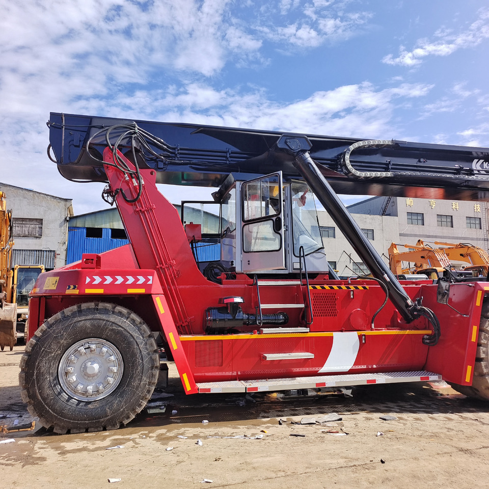 KALMAR DRF 450 DRT450 DRT DRD DRU 450 45 TON - Reach stacker: picture 1 KALMAR DRF 450 DRT450 DRT DRD DRU 450 45 TON - Reach stacker: picture 1