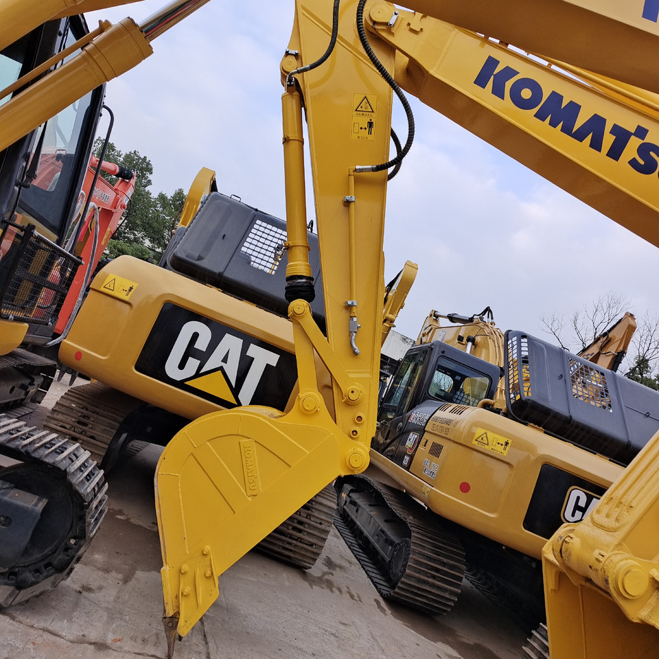 KOMATSU PC210 LC - 8 PC 210-8 - Crawler excavator: picture 2 KOMATSU PC210 LC - 8 PC 210-8 - Crawler excavator: picture 2
