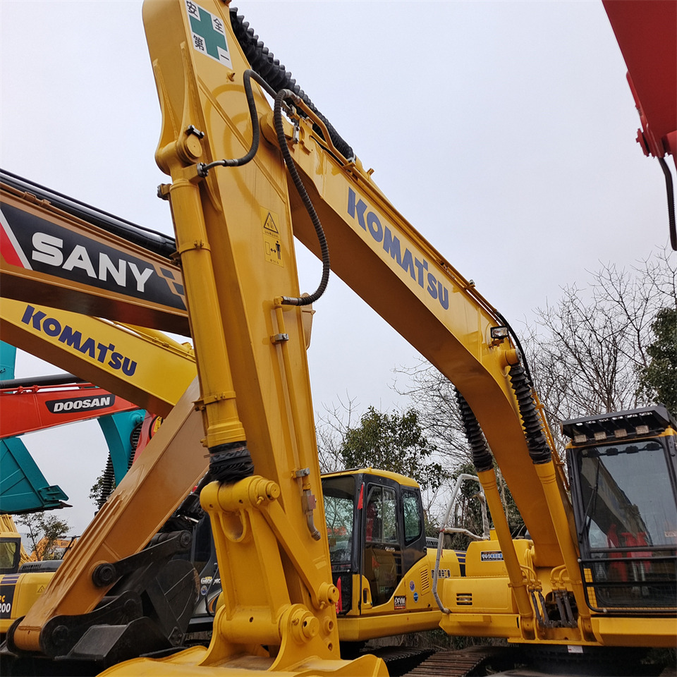 KOMATSU PC210LC-8 PC 210 LC - 8 - Crawler excavator: picture 2 KOMATSU PC210LC-8 PC 210 LC - 8 - Crawler excavator: picture 2