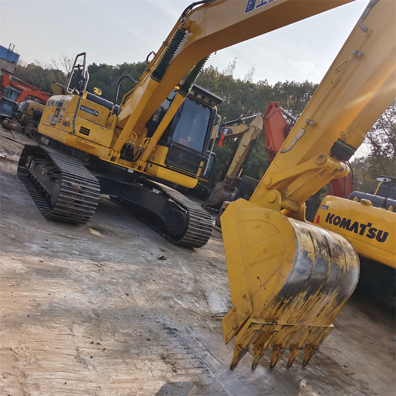 KOMATSU PC220-8N1 PC 220 - Crawler excavator: picture 5 KOMATSU PC220-8N1 PC 220 - Crawler excavator: picture 5