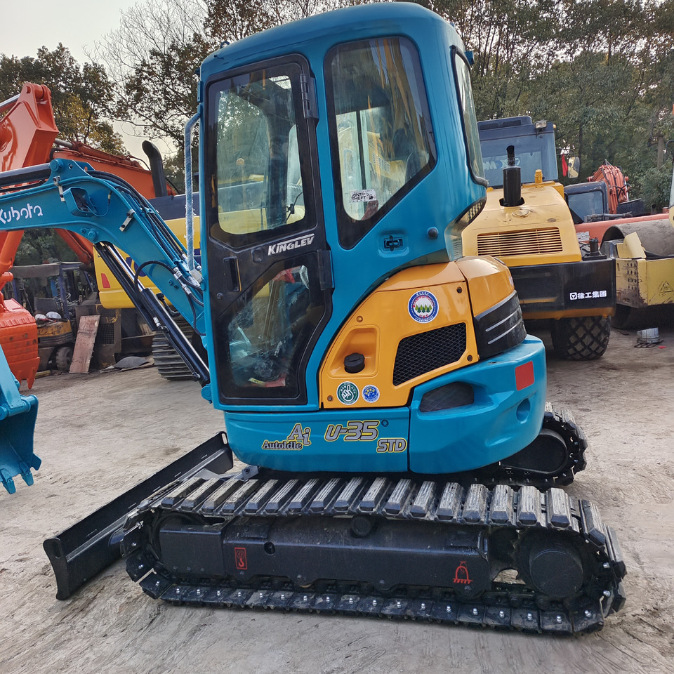 KUBOTA U35 - Mini excavator: picture 3 KUBOTA U35 - Mini excavator: picture 3