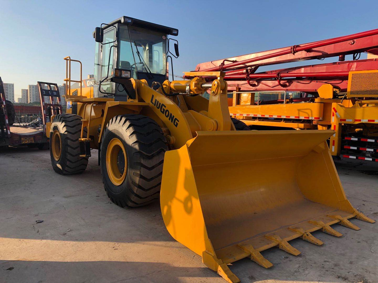 LIUGONG CLG 856 856H - Wheel loader: picture 5 LIUGONG CLG 856 856H - Wheel loader: picture 5