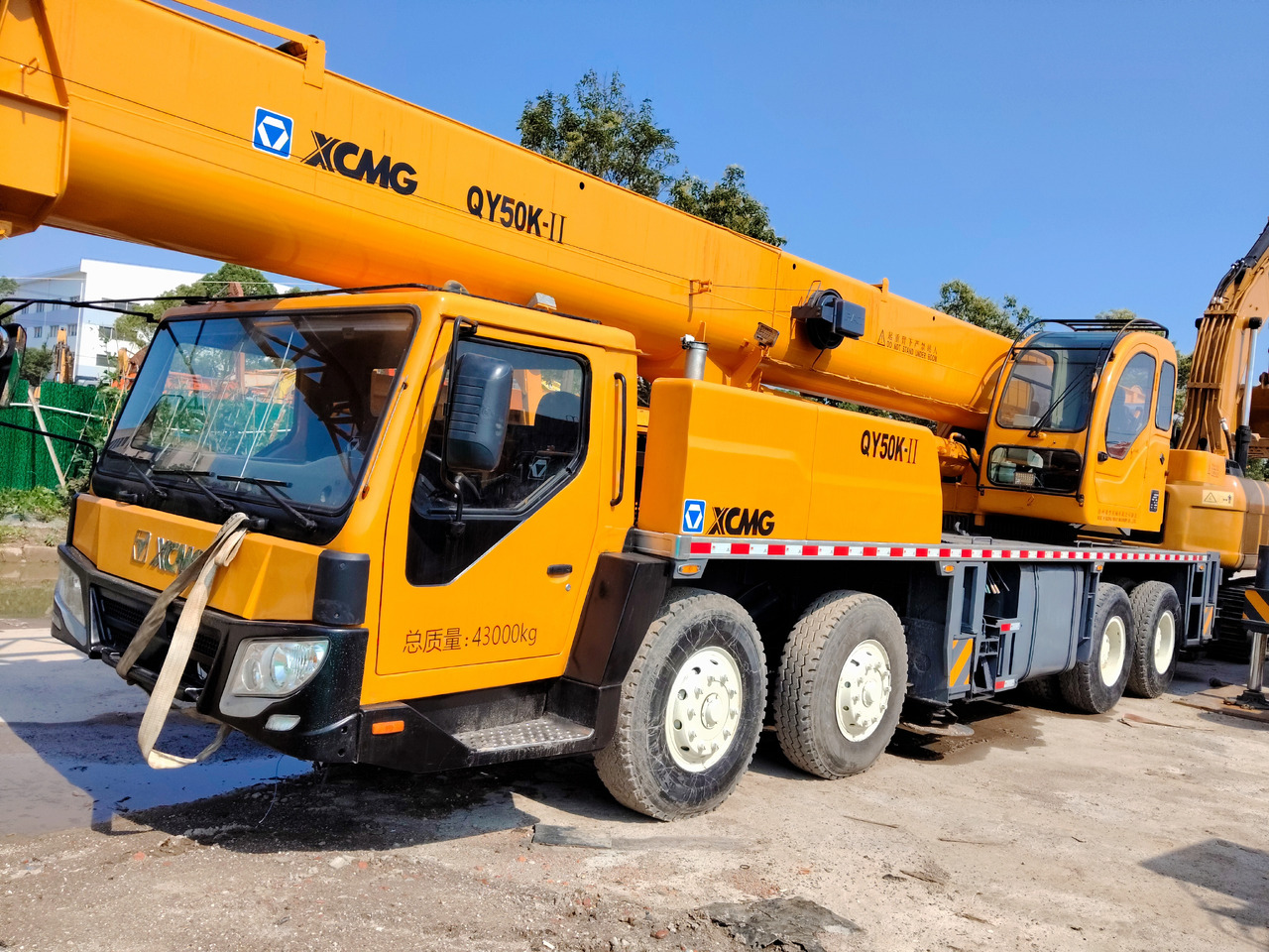 XCMG QY50KⅡ - Mobile crane: picture 3 XCMG QY50KⅡ - Mobile crane: picture 3
