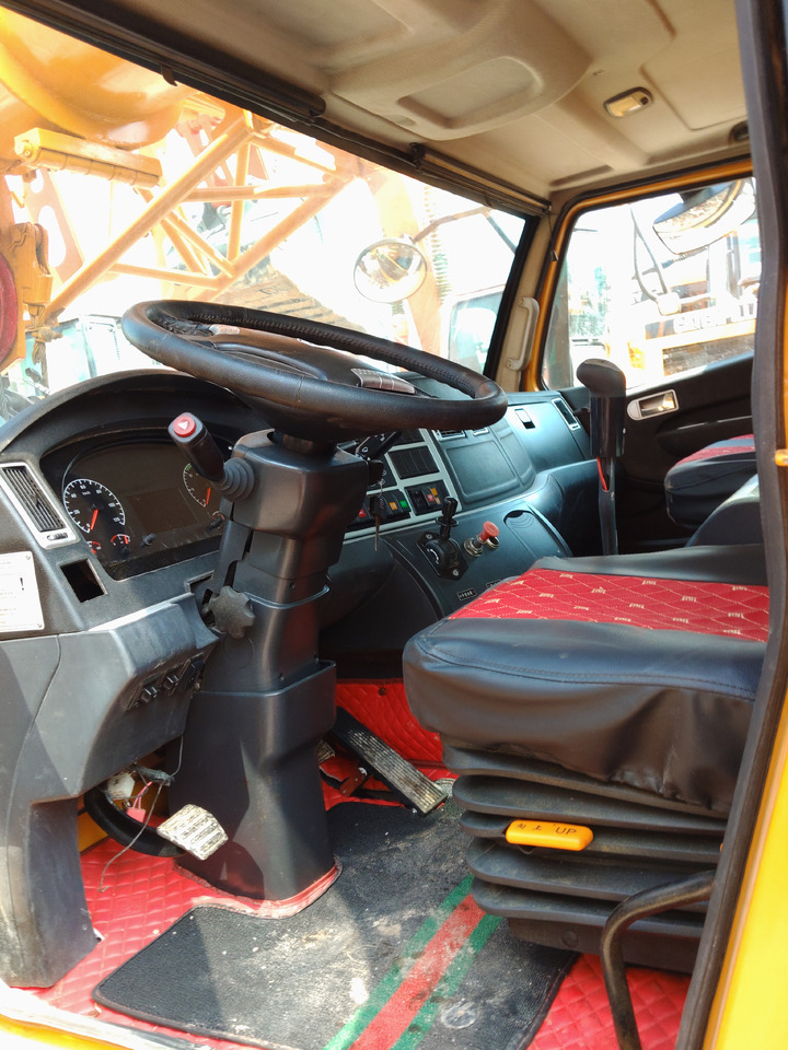 XCMG XCT50K - Mobile crane: picture 3 XCMG XCT50K - Mobile crane: picture 3