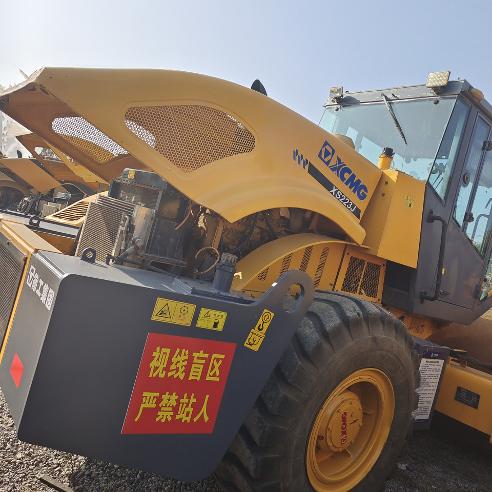 XCMG XS 223J XC223J - Road roller: picture 2 XCMG XS 223J XC223J - Road roller: picture 2