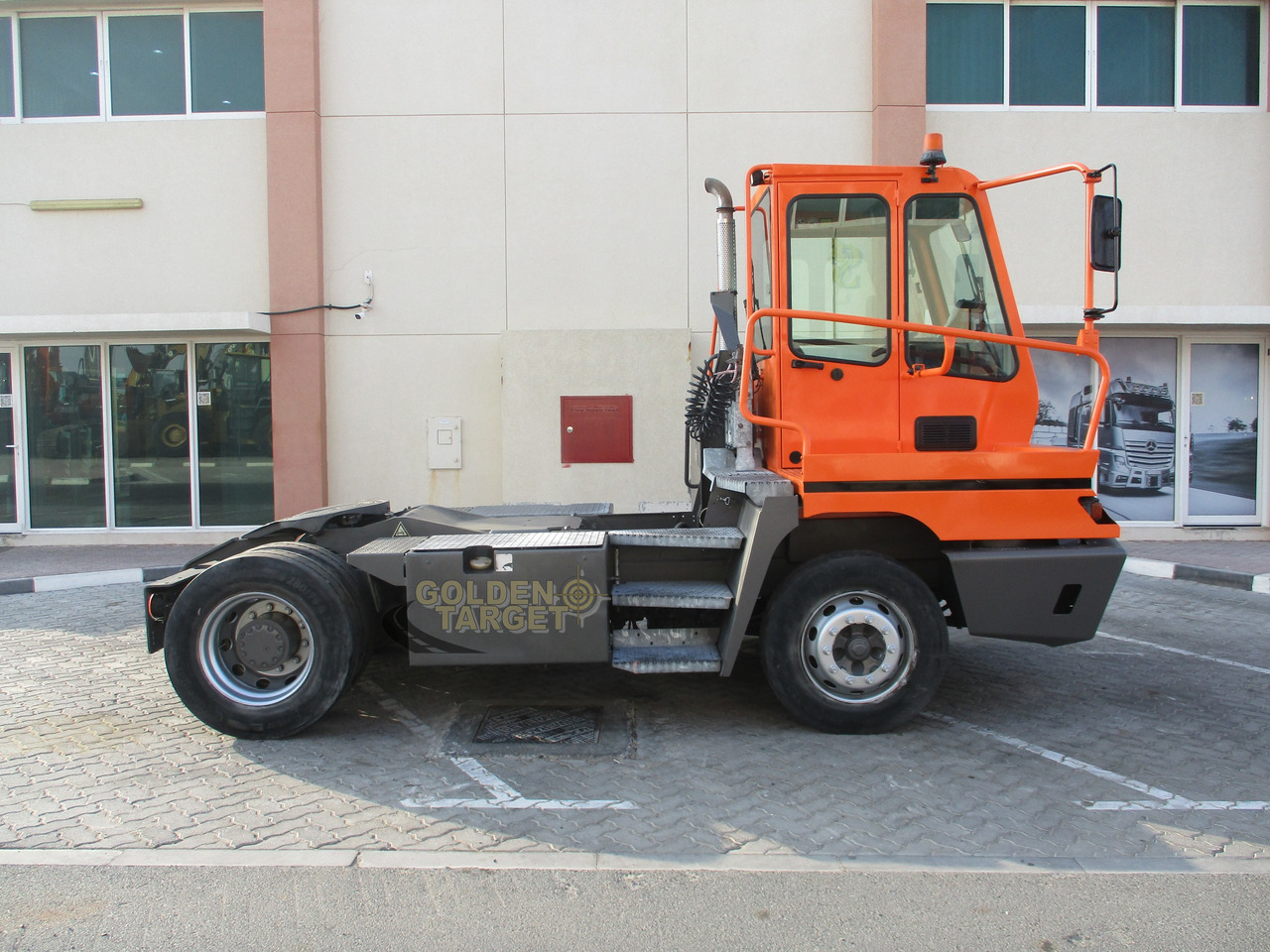 Terberg YT222 4x2 Terminal Truck - Terminal tractor: picture 5 Terberg YT222 4x2 Terminal Truck - Terminal tractor: picture 5
