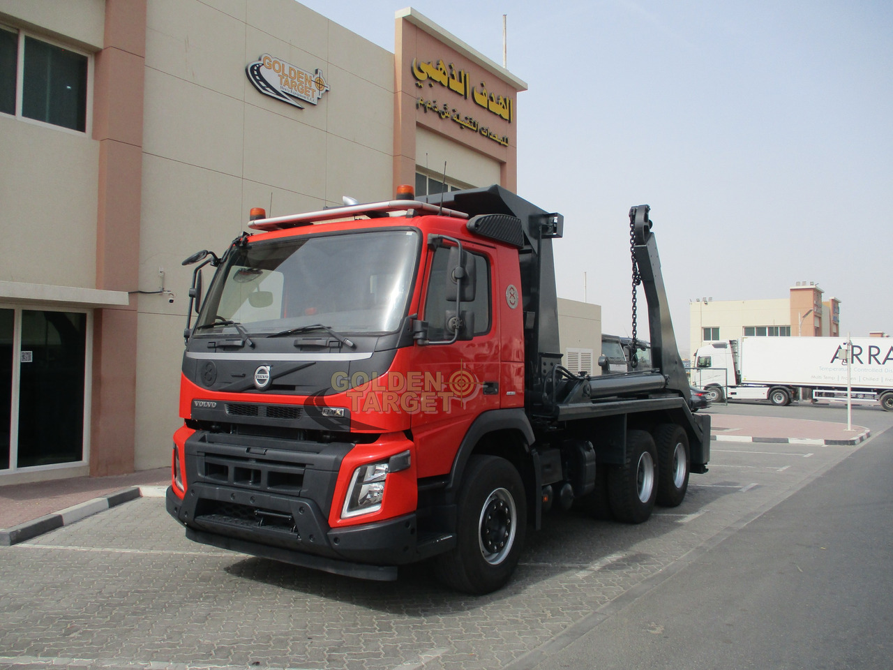 VOLVO FMX330 6x4 Skip Loader - Skip loader truck: picture 2 VOLVO FMX330 6x4 Skip Loader - Skip loader truck: picture 2