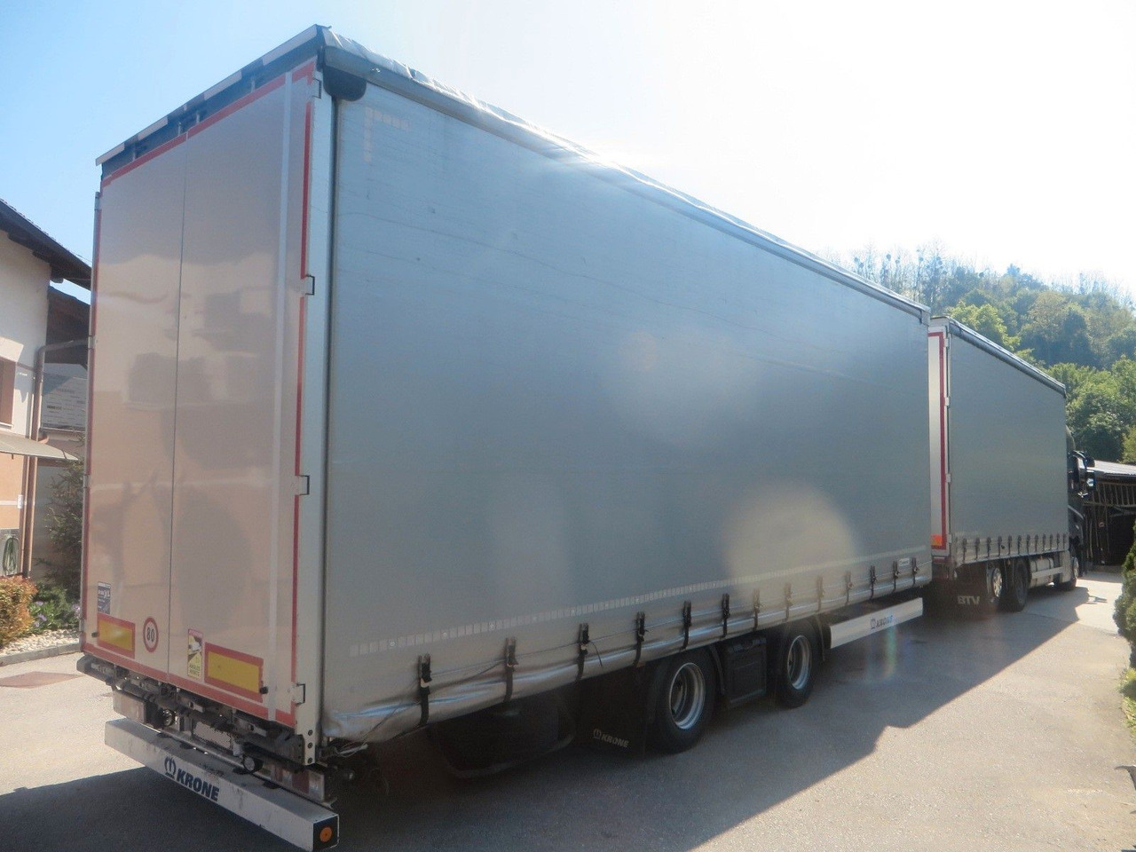 Renault T480 SC 6x2 tandem jumbo 116m3 - Curtain side truck: picture 3 Renault T480 SC 6x2 tandem jumbo 116m3 - Curtain side truck: picture 3