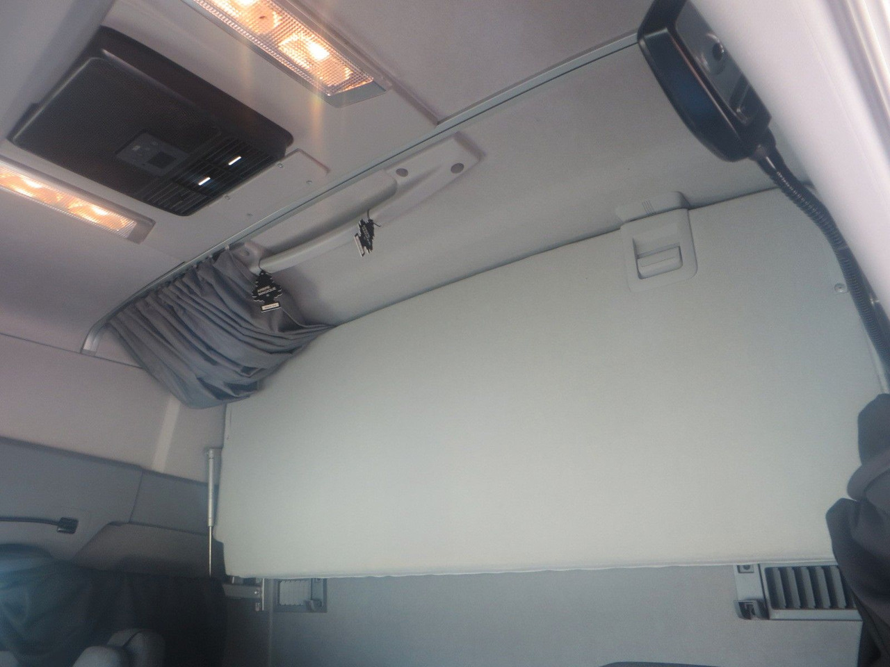 Tractor unit Renault T480 SC 4x2Tractor, Retarder: picture 14