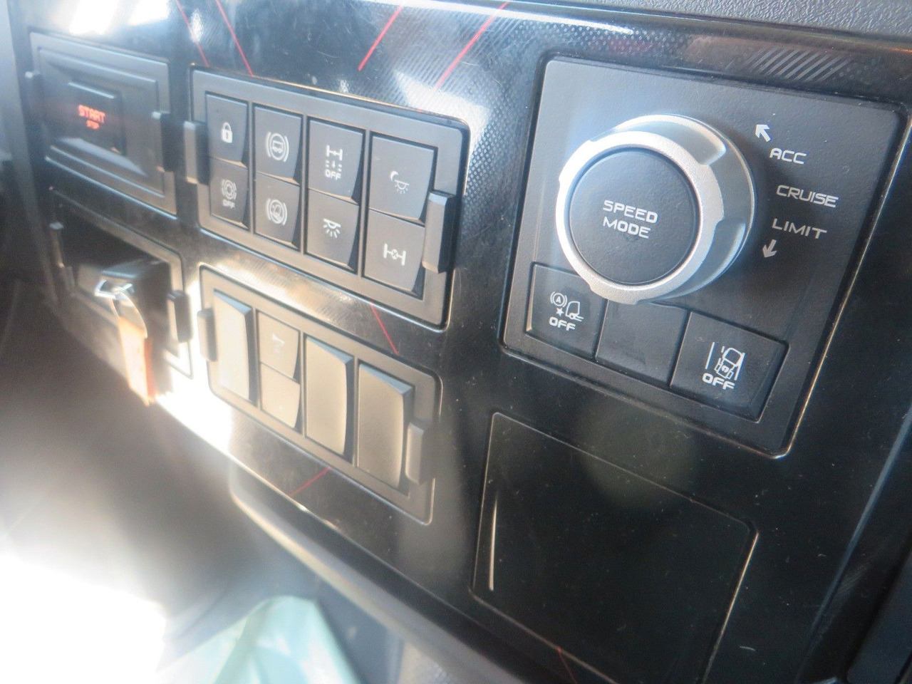 Tractor unit Renault T480 SC 4x2Tractor, Retarder: picture 17