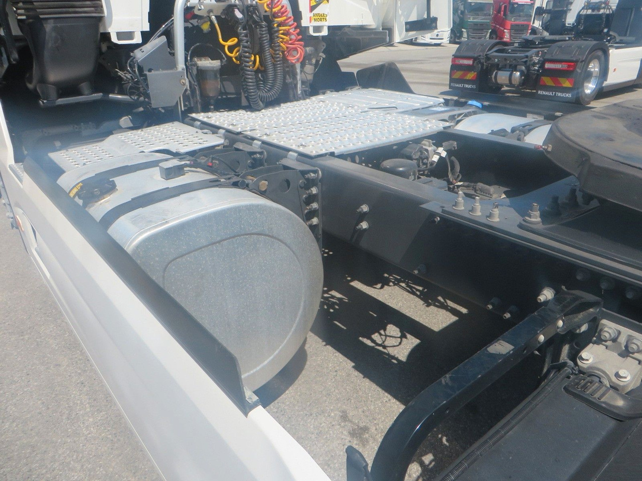 Tractor unit Renault T480 SC 4x2Tractor, Retarder: picture 8