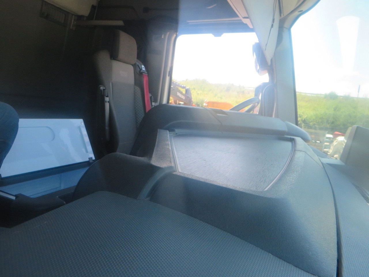 Tractor unit Renault T480 SC 4x2Tractor, Retarder: picture 19