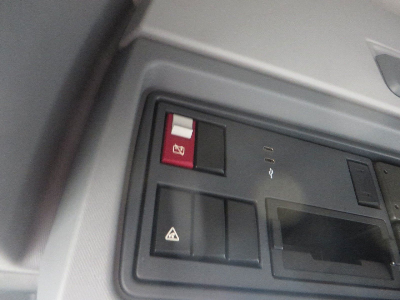 Tractor unit Renault T520 HSC 4x2Tractor ADR: picture 20