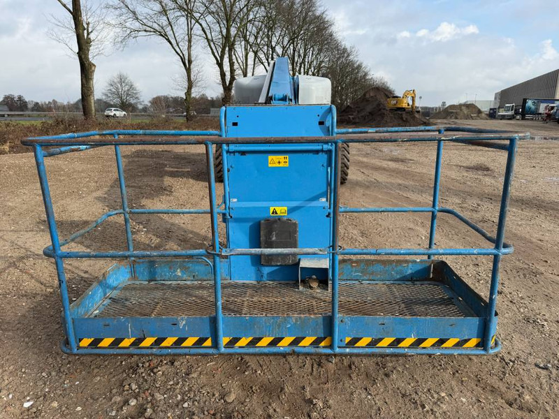 Telescopic boom Genie S 65: picture 9