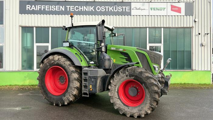Fendt 828 Vario - Farm tractor: picture 2 Fendt 828 Vario - Farm tractor: picture 2