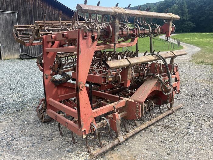 Hatzenbichler Saatbeetkombination 8m - Combine seed drill: picture 3 Hatzenbichler Saatbeetkombination 8m - Combine seed drill: picture 3