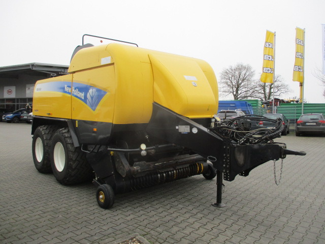 New Holland BB9060 / BB 9060 - Square baler: picture 2 New Holland BB9060 / BB 9060 - Square baler: picture 2