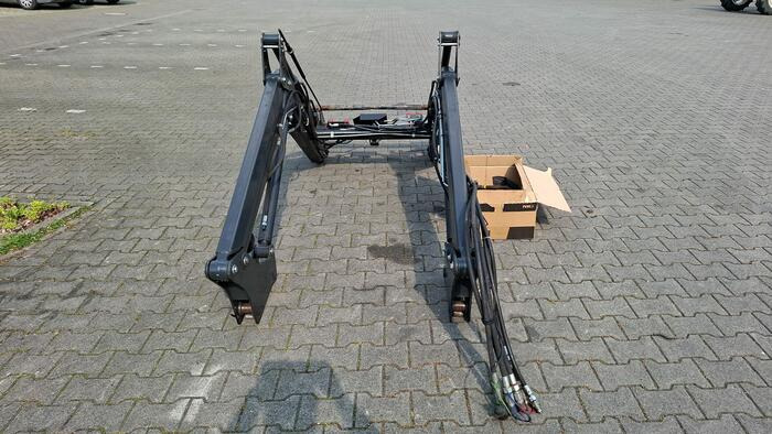 Stoll ClassicLine CL755 + Solid 35-18 P "2 Lader / 2 Loader" - Front loader for tractor: picture 3 Stoll ClassicLine CL755 + Solid 35-18 P "2 Lader / 2 Loader" - Front loader for tractor: picture 3