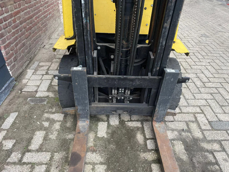 Hyster H 1.75 XM LPG LOW HOURS heftruck H 1.75 XM LPG - Forklift: picture 5 Hyster H 1.75 XM LPG LOW HOURS heftruck H 1.75 XM LPG - Forklift: picture 5