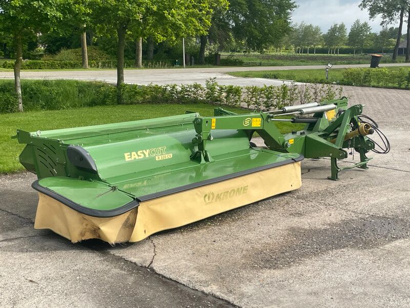 Krone Easy cut R 320 cv - Mower: picture 1 Krone Easy cut R 320 cv - Mower: picture 1