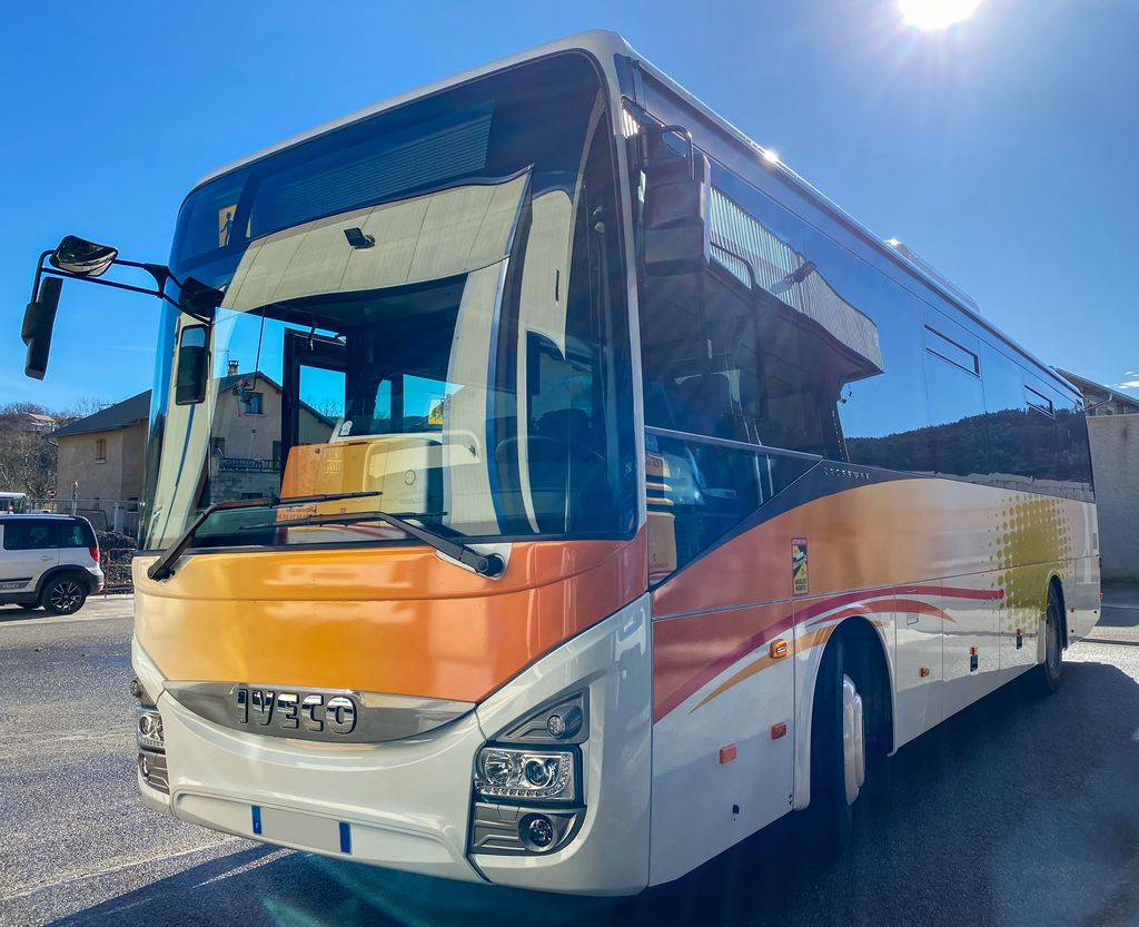 IVECO CROSSWAY 2020 10M60 - Suburban bus: picture 2 IVECO CROSSWAY 2020 10M60 - Suburban bus: picture 2