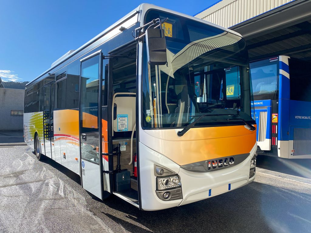 IVECO CROSSWAY 2020 10M60 - Suburban bus: picture 1 IVECO CROSSWAY 2020 10M60 - Suburban bus: picture 1