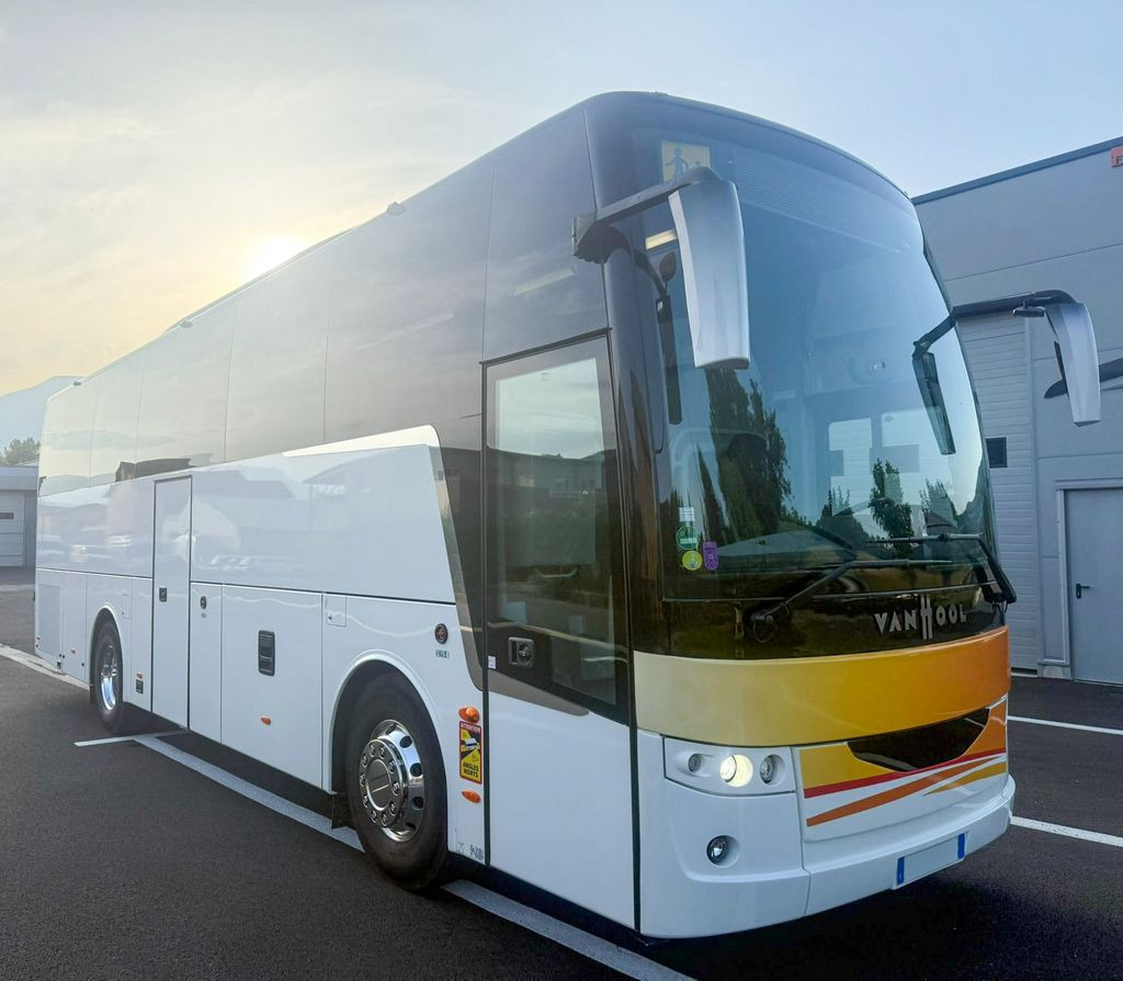 VANHOOL EX11H - Double-decker bus: picture 1 VANHOOL EX11H - Double-decker bus: picture 1