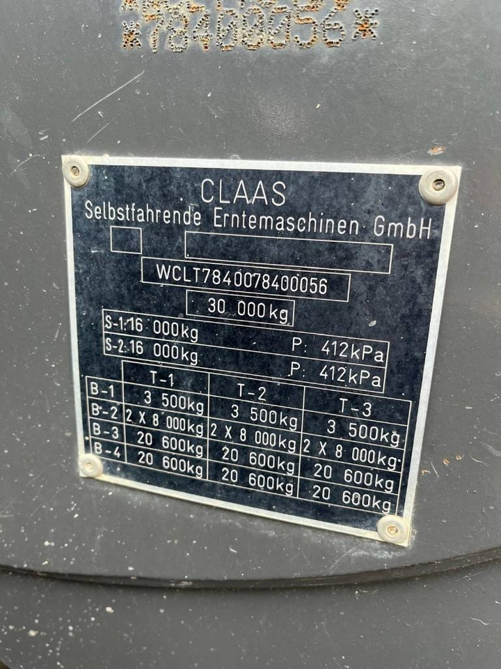 Farm tractor Claas XERION 5000 TRAC TS: picture 13 Farm tractor Claas XERION 5000 TRAC TS: picture 13