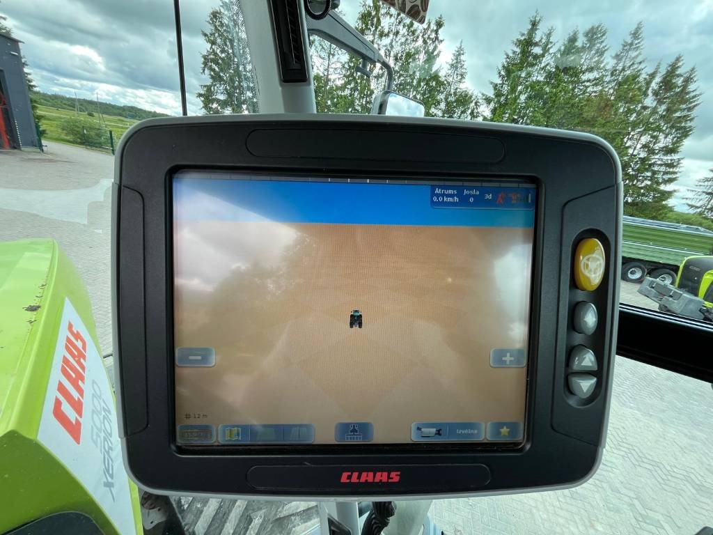 Farm tractor Claas XERION 5000 TRAC TS: picture 9 Farm tractor Claas XERION 5000 TRAC TS: picture 9