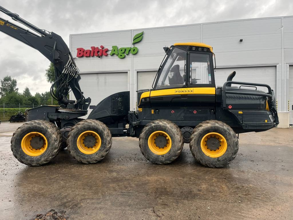 Forestry harvester Ponsse Cobra: picture 1