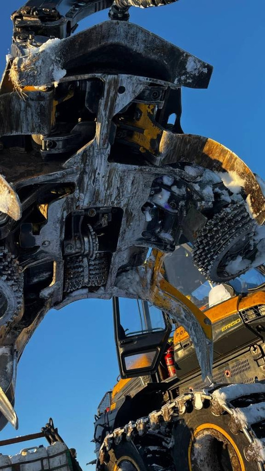 Ponsse Ergo 8W - Forestry harvester: picture 4 Ponsse Ergo 8W - Forestry harvester: picture 4