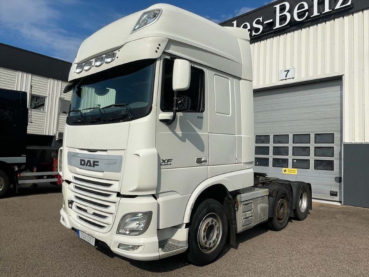 Dragbil DAF FTG XF510Z -2017 | Reparationsobjekt - Tractor unit: picture 1 Dragbil DAF FTG XF510Z -2017 | Reparationsobjekt - Tractor unit: picture 1