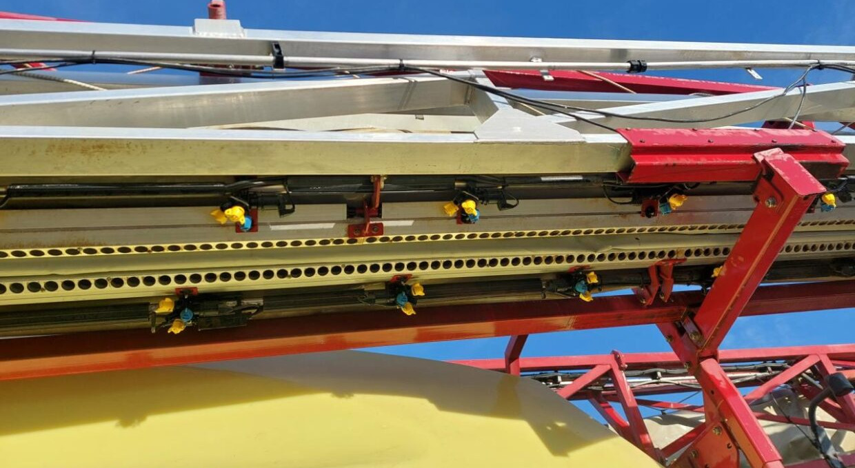 Trailed sprayer Hardi Commander 6600i - 36m Twin: picture 7