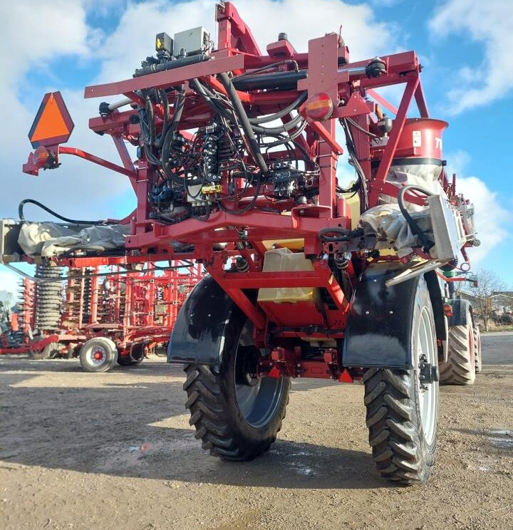 Hardi Commander 7000i - 36 m Twin - Trailed sprayer: picture 4 Hardi Commander 7000i - 36 m Twin - Trailed sprayer: picture 4