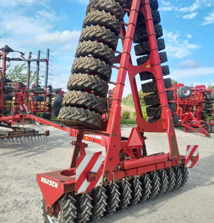 Horsch Terrano 8 FG + Optipack 8 AS - Harrow: picture 5 Horsch Terrano 8 FG + Optipack 8 AS - Harrow: picture 5