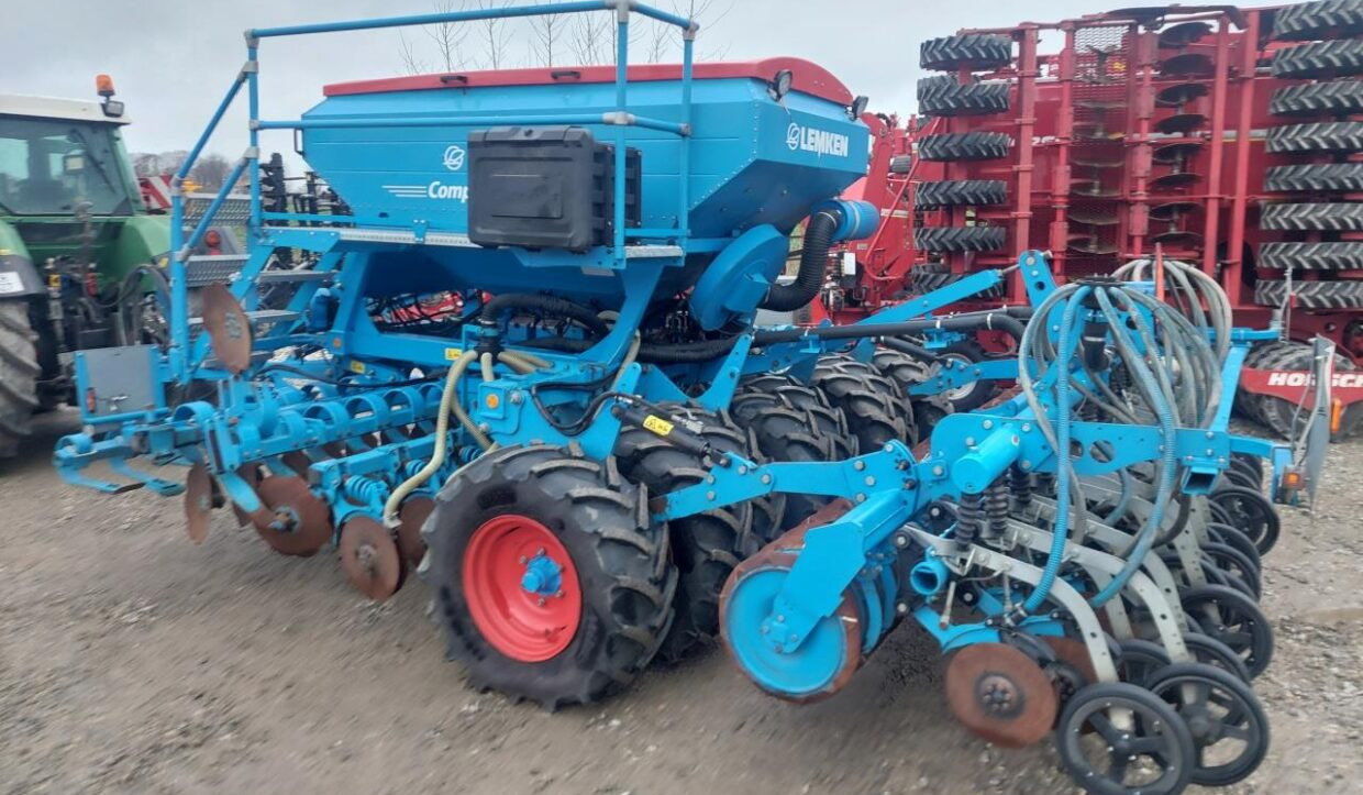 Seed drill Lemken COMPACT-SOLITAIR 9/400 HD: picture 6 Seed drill Lemken COMPACT-SOLITAIR 9/400 HD: picture 6