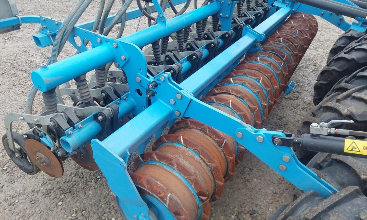 Seed drill Lemken COMPACT-SOLITAIR 9/400 HD: picture 9 Seed drill Lemken COMPACT-SOLITAIR 9/400 HD: picture 9