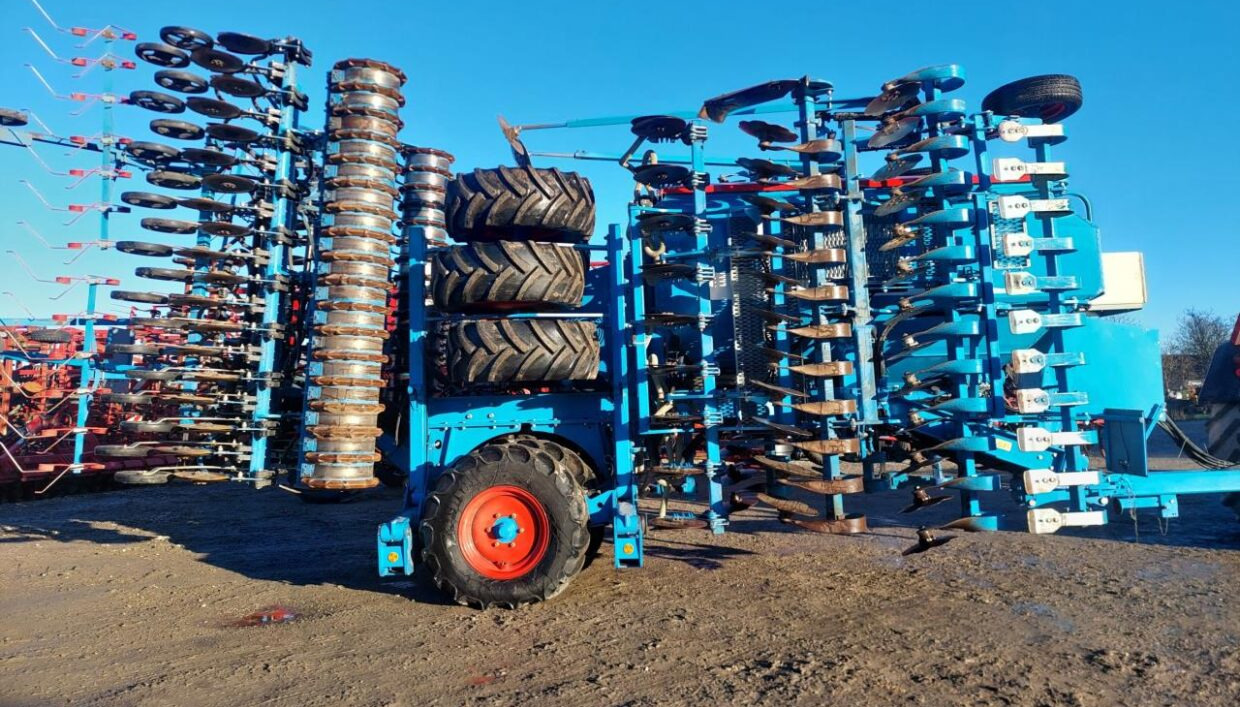 Lemken COMPACT-SOLITAIR 9/600 K HD - Seed drill: picture 1 Lemken COMPACT-SOLITAIR 9/600 K HD - Seed drill: picture 1