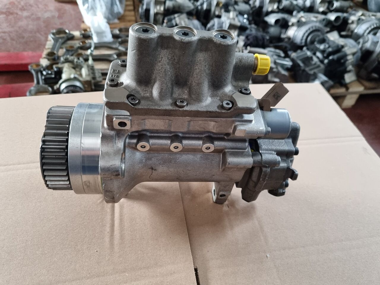 Delphi ATEGO EURO 6 A9360701601/001 Mercedes-Benz ATEGO EURO 6 - Fuel pump for Truck: picture 3 Delphi ATEGO EURO 6 A9360701601/001 Mercedes-Benz ATEGO EURO 6 - Fuel pump for Truck: picture 3