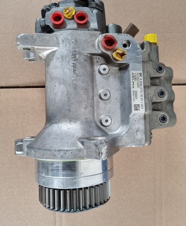 Delphi ATEGO EURO 6 A9360701601/001 Mercedes-Benz ATEGO EURO 6 - Fuel pump for Truck: picture 4 Delphi ATEGO EURO 6 A9360701601/001 Mercedes-Benz ATEGO EURO 6 - Fuel pump for Truck: picture 4
