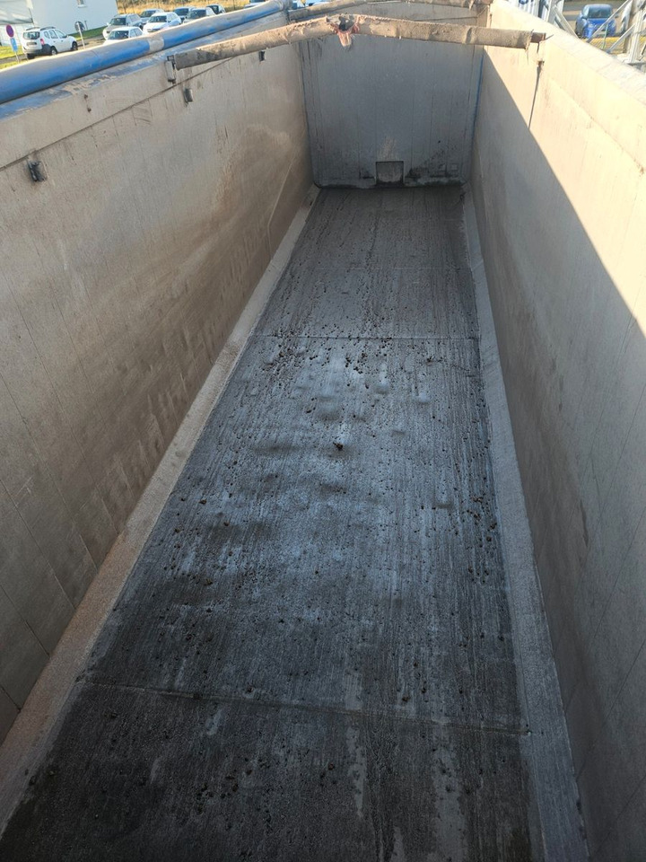 Carnehl Alumulde 45 m³ mit Getreideschieber - Tipper semi-trailer: picture 4 Carnehl Alumulde 45 m³ mit Getreideschieber - Tipper semi-trailer: picture 4