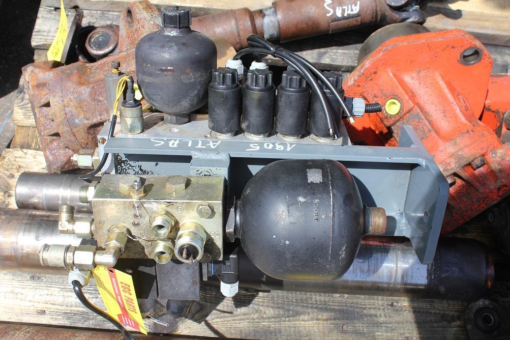 Atlas Terex 1905 M - Hydraulic valve for Construction machinery: picture 1 Atlas Terex 1905 M - Hydraulic valve for Construction machinery: picture 1