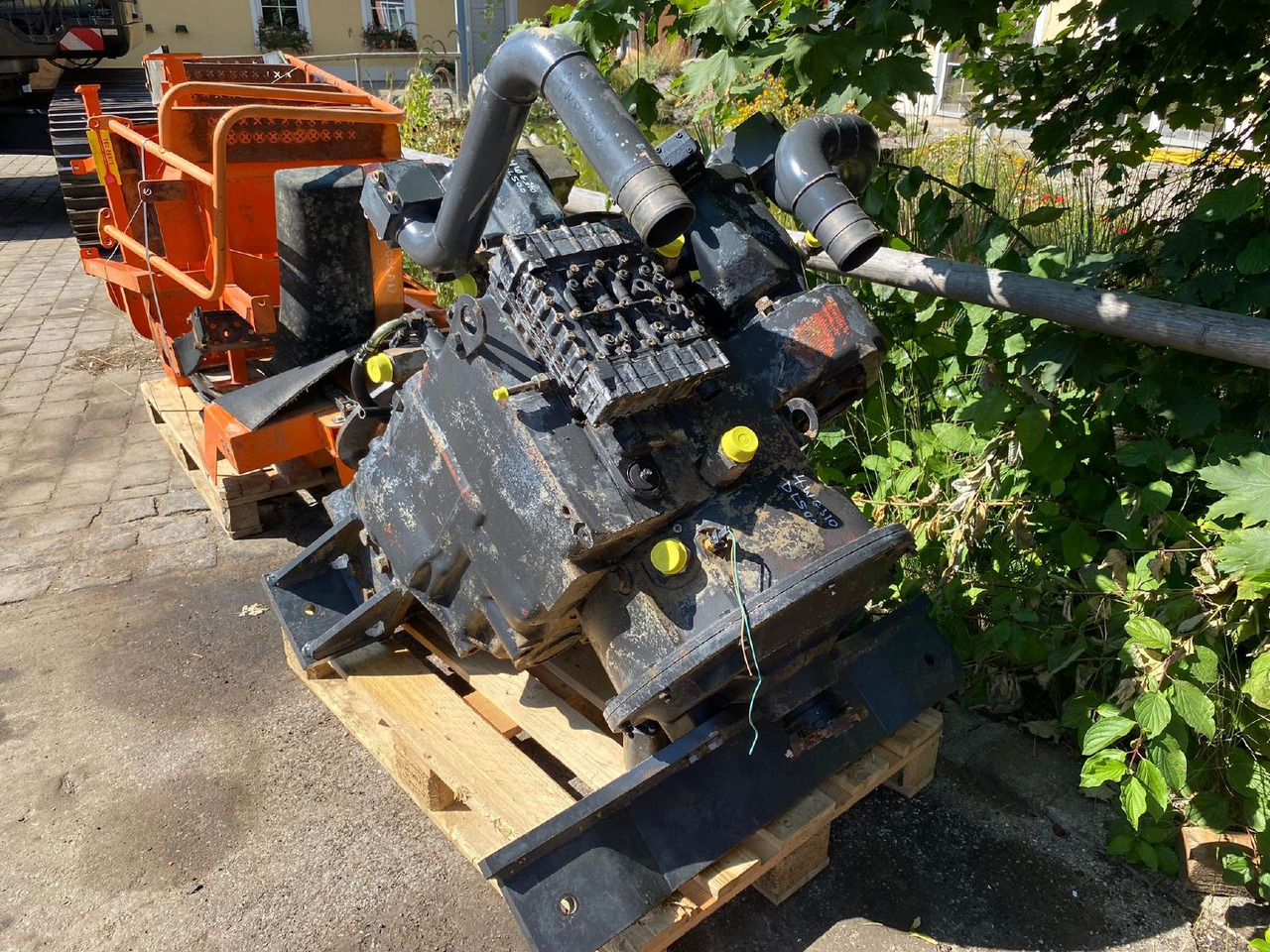 Doosan ZF 4WG 310 aus DL 500 - Gearbox for Construction machinery: picture 3 Doosan ZF 4WG 310 aus DL 500 - Gearbox for Construction machinery: picture 3