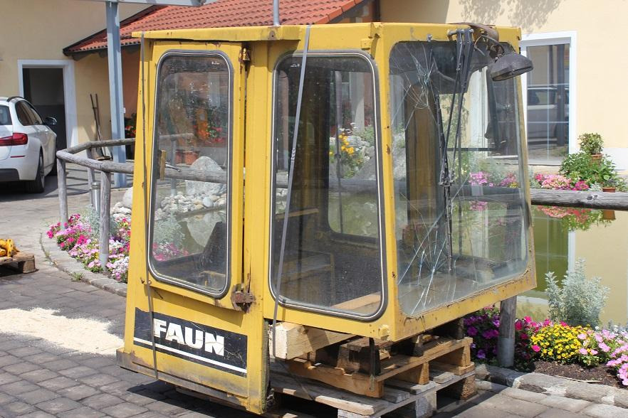 Faun F 1310 - Cab for Construction machinery: picture 5 Faun F 1310 - Cab for Construction machinery: picture 5