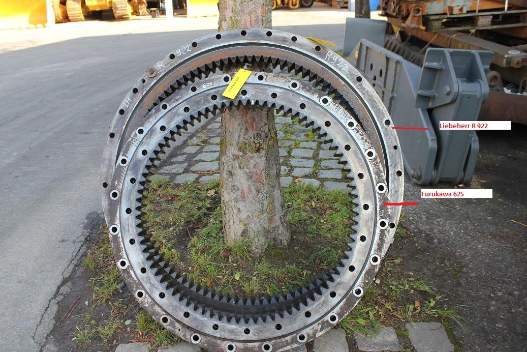 Furukawa 625 - Slewing ring for Construction machinery: picture 1 Furukawa 625 - Slewing ring for Construction machinery: picture 1
